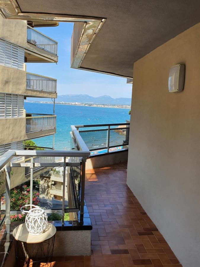Amazing Luxe Seaview Beach サロウ エクステリア 写真